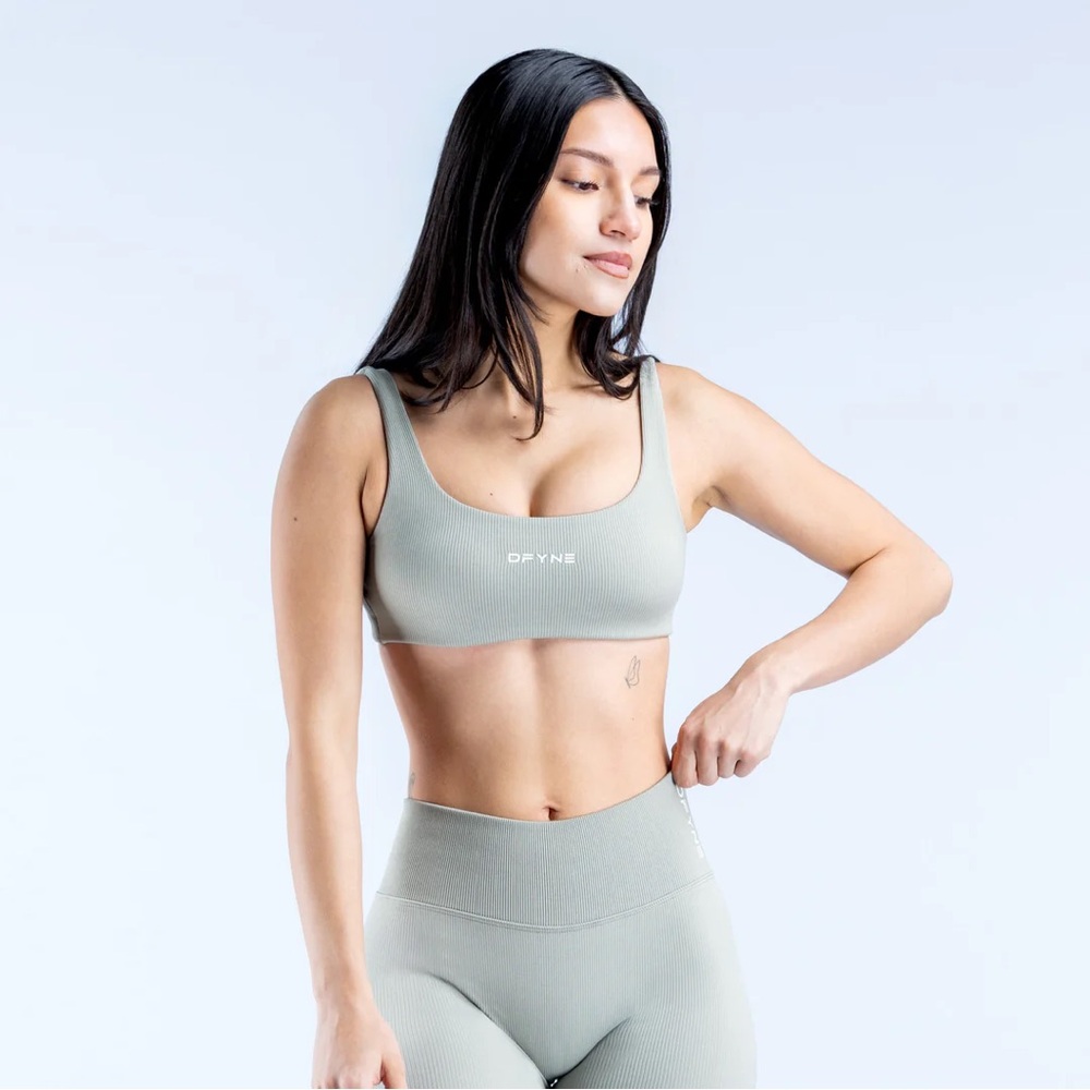 DFYNE Sage Green Ribbed Scoop Sports Bra